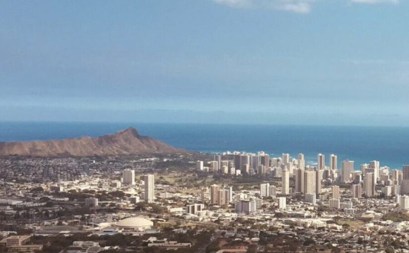 オアフ島の絶景スポット「タンタラスの丘」への行き方&注意点を徹底解説！