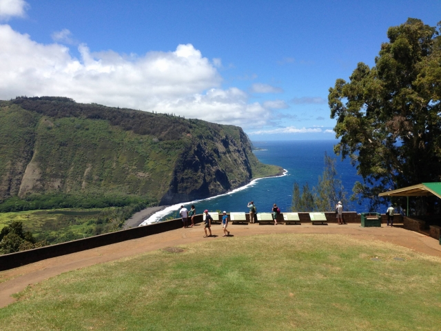 ワイピオ渓谷ってどんなところ？ハワイ島で人気を誇る渓谷の見どころや乗馬も楽しめるおすすめのツアーをご紹介