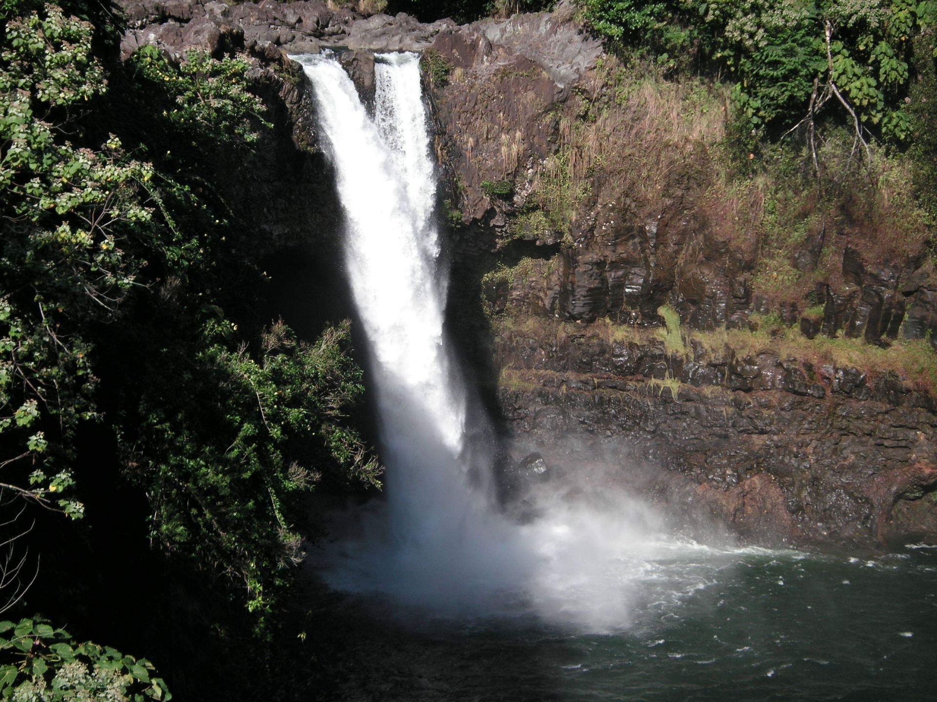 ハワイ　オアフ島　ワイメアバレー