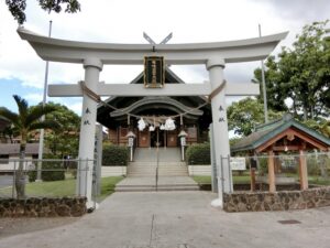 ハワイの出雲大社｜参拝方法や見どころ、お守り・御朱印情報を徹底紹介 - ハワイツアーズ