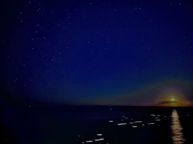 ハワイ　海　星空