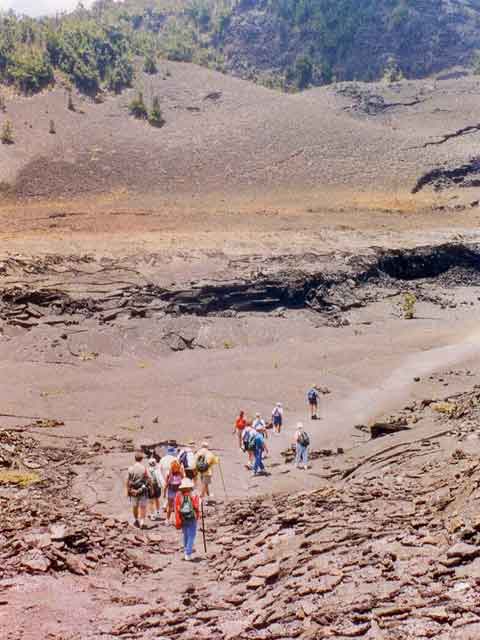 ハワイ島 キラウエア火山ってどんなところ？絶対に訪れるべき火山の見どころや観光する際の注意点を徹底解説