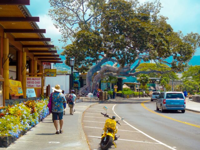 ハワイ島　街並み　ショッピング　カイルアコナ