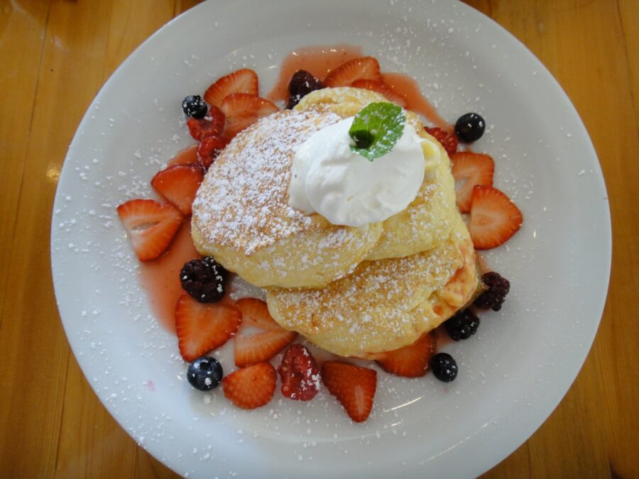 ハワイ風フルーツパンケーキ