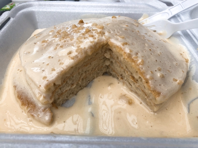 ナッツクリームパンケーキの断面