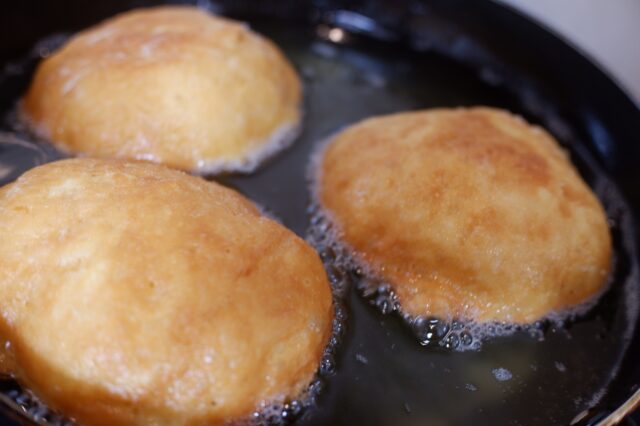 ハワイ ドーナツ マラサダ作り