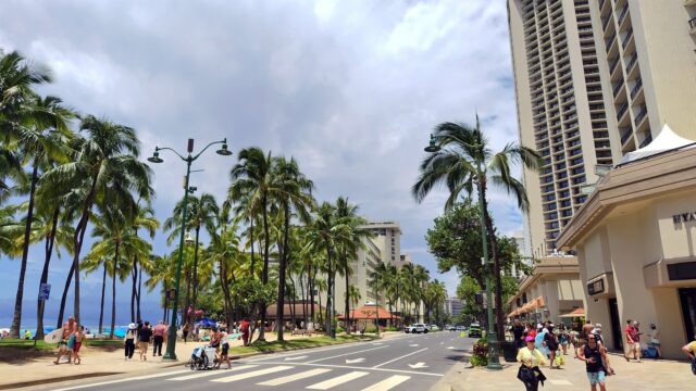 ハワイ ワイキキ お店