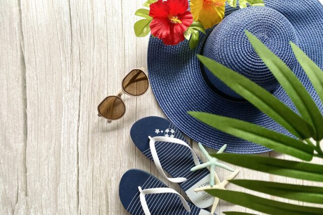 サンダル 帽子 小物