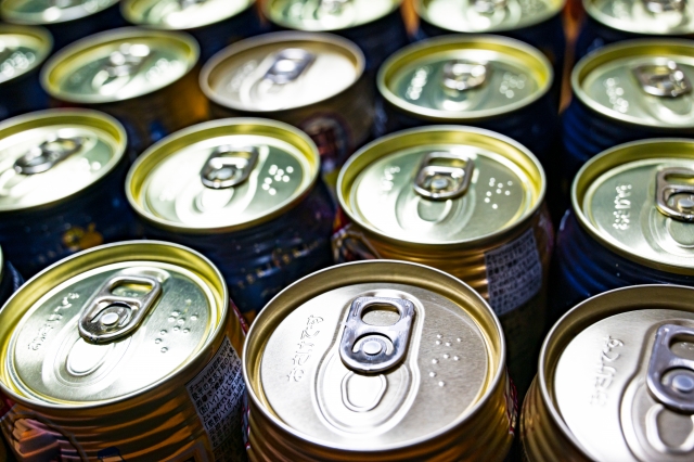 缶　飲みもの　ハワイ 持ち込み禁止