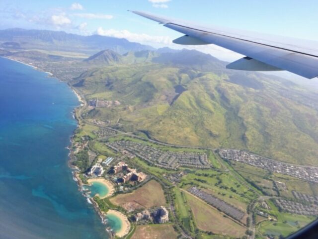 ハワイ　オアフ島に離陸するまで　飛行機