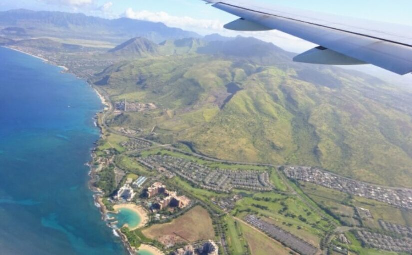 ハワイ　オアフ島に離陸するまで　飛行機