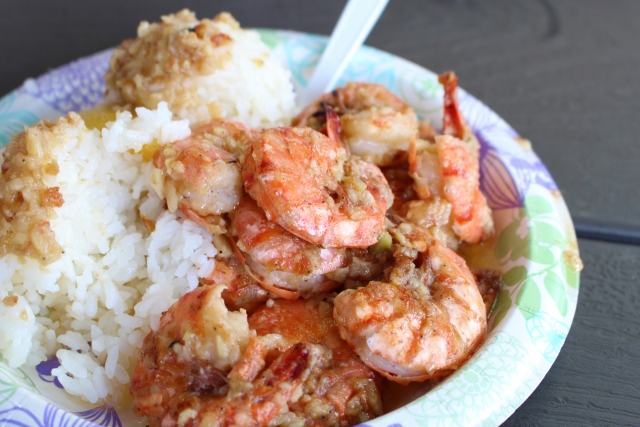 マーケット　ガーリックシュリンプ　ハワイ　B級グルメ