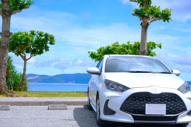 ハワイ　レンタカー　南国の海のパーキング　駐車場　ハレイワ　ビーチ